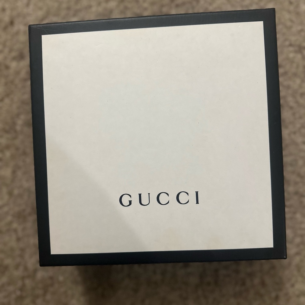 Women’s Gucci Tan Leather Belt (Authentic) - Size 90 - Picture 7 of 9